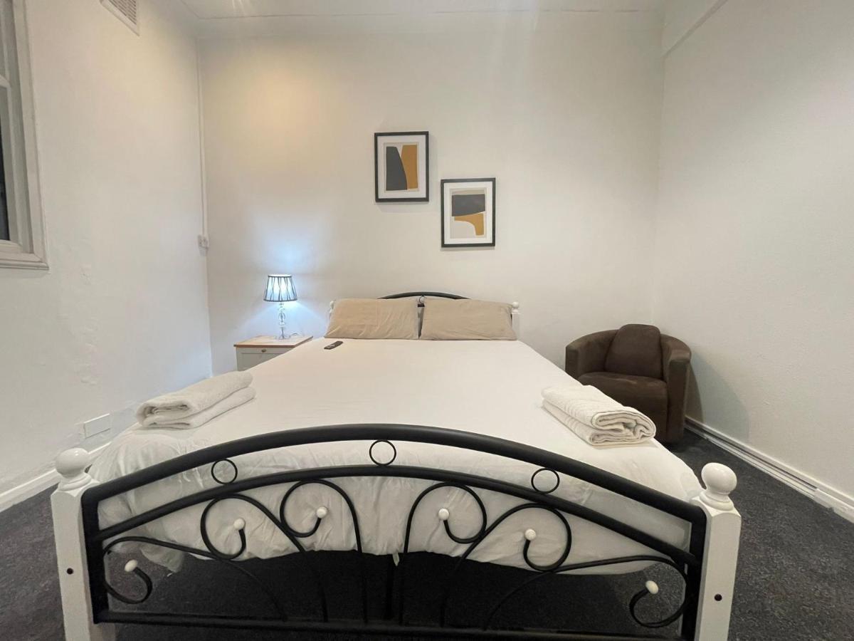 Private Double Room In Stratford London Luaran gambar